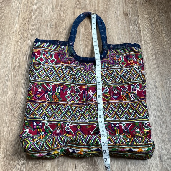 Aztec pattern big canvas tote. - Picture 4 of 12